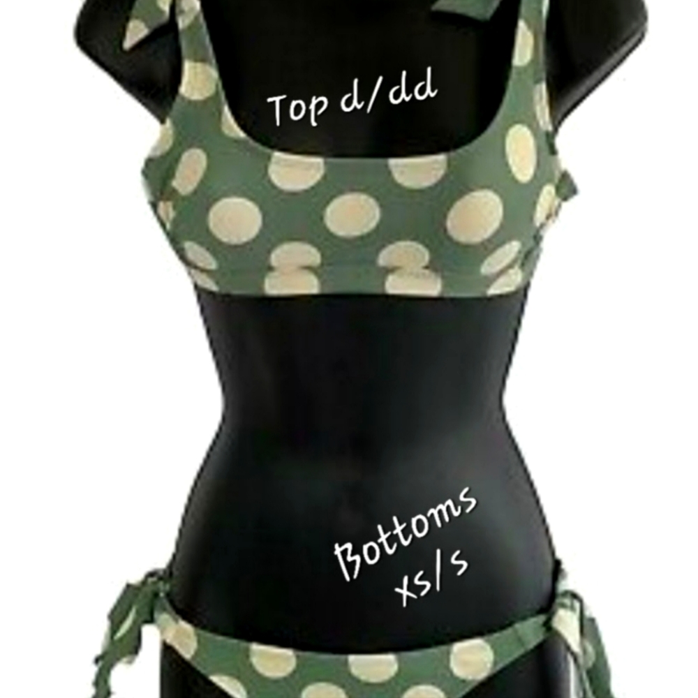NWOT! Small D Bikini Top & XS/S bottoms
